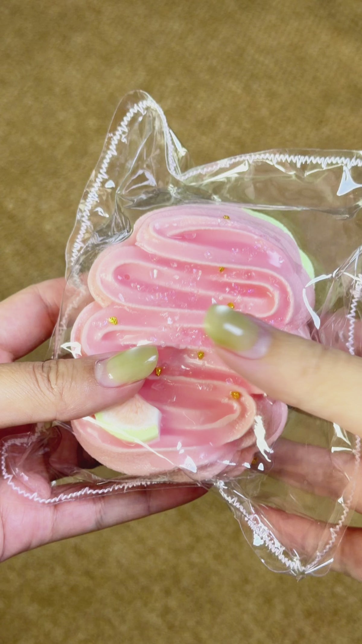 Guava Cake Squishy squishy toy squeeze demonstration video